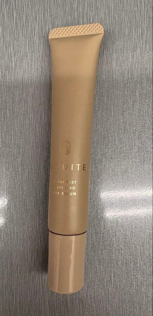 ファチュイテ　ディ ファイニング アイセラム　新品同様 FATUITE/ファチュイテ〉ブライテスト ディファイニングアイセラム