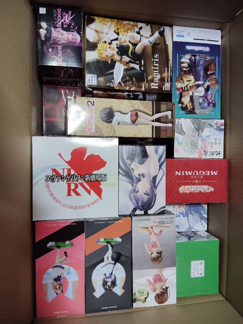 未開封のプライズフィギュアまとめ売り