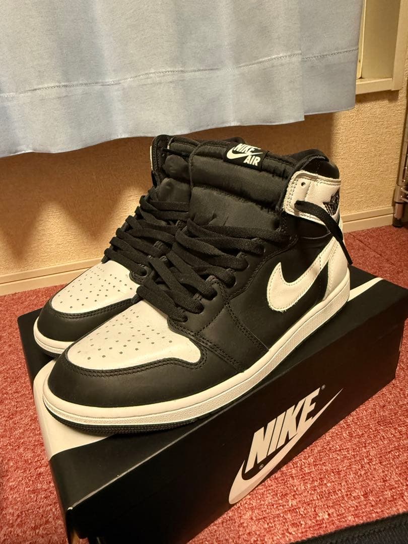 Nike Air Jordan 1 ブラック/ホワイト ハイカット