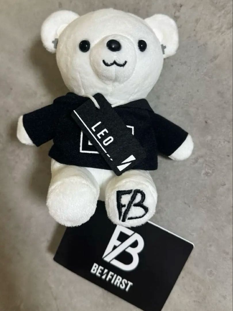 美品 タグ付き ビーファースト BE:FIRST LEO くま ぬいぐるみ - メルカリ