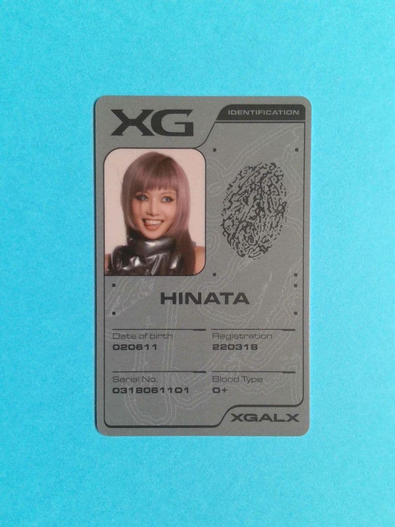 XG ヒナタ トレカ