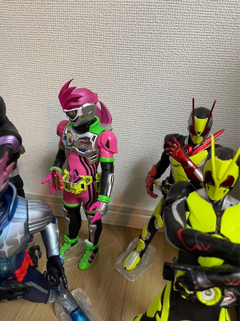 最安値！ 仮面ライダー 1番くじ フィギュアセット - メルカリ