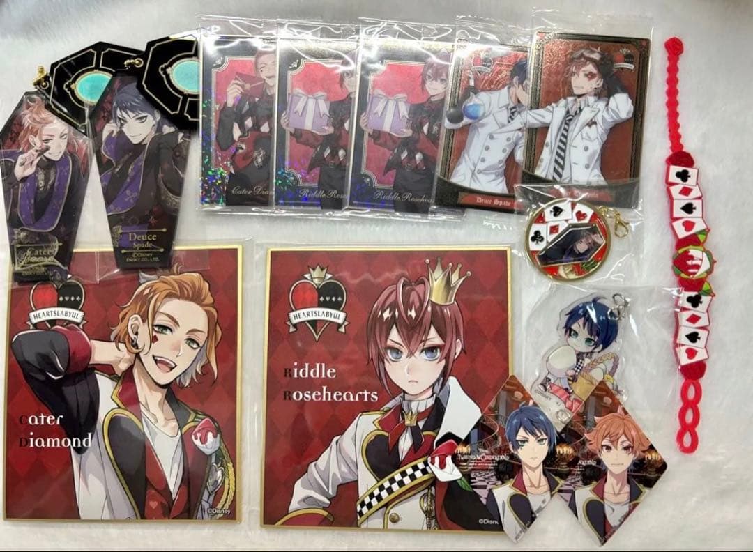 ツイステ ツイステッドワンダーランド ハーツラビュル寮 グッズ まとめ