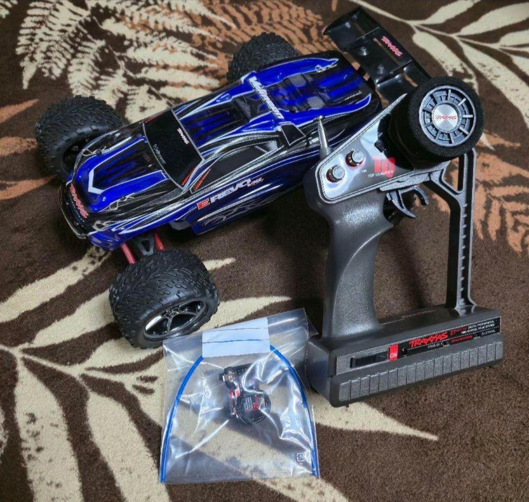 ホビーラジコン traxxas e-revo 1/16 vxl Traxxas 1/16 Scale E-Revo: 4X4 Monster Truck w/USB-C, Blue - Small