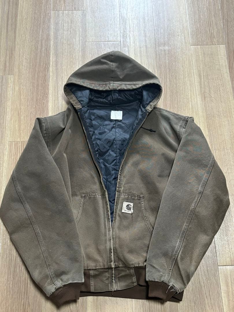 Carhartt アクティブジャケット　フェードブラウン