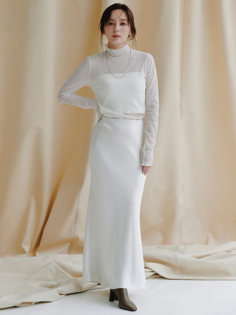 【ほぼ未使用】アニュアンス　サテンナロースカート アセテートサテンナロースカート（スカート）｜anuans（アニュアンス