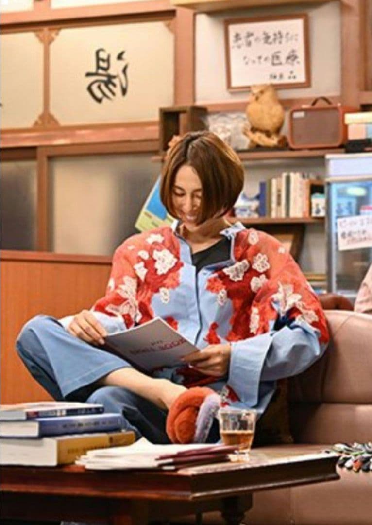 新品 ヴァレンティノ フラワーレース切替 シャツ ブラウス 米倉涼子 40