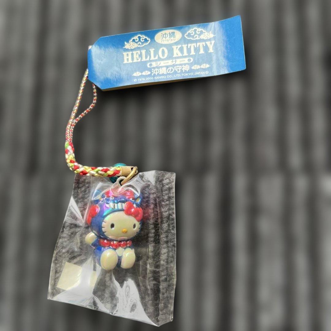 ご当地ハローキティ 沖縄 シーサーストラップ - メルカリ