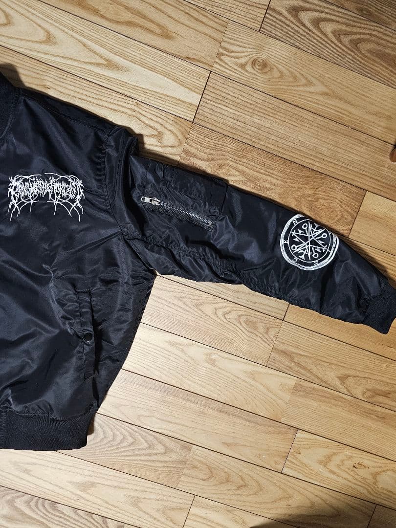 日本限定品 完売品］BRING ME THE HORIZONボンバージャケット - メルカリ