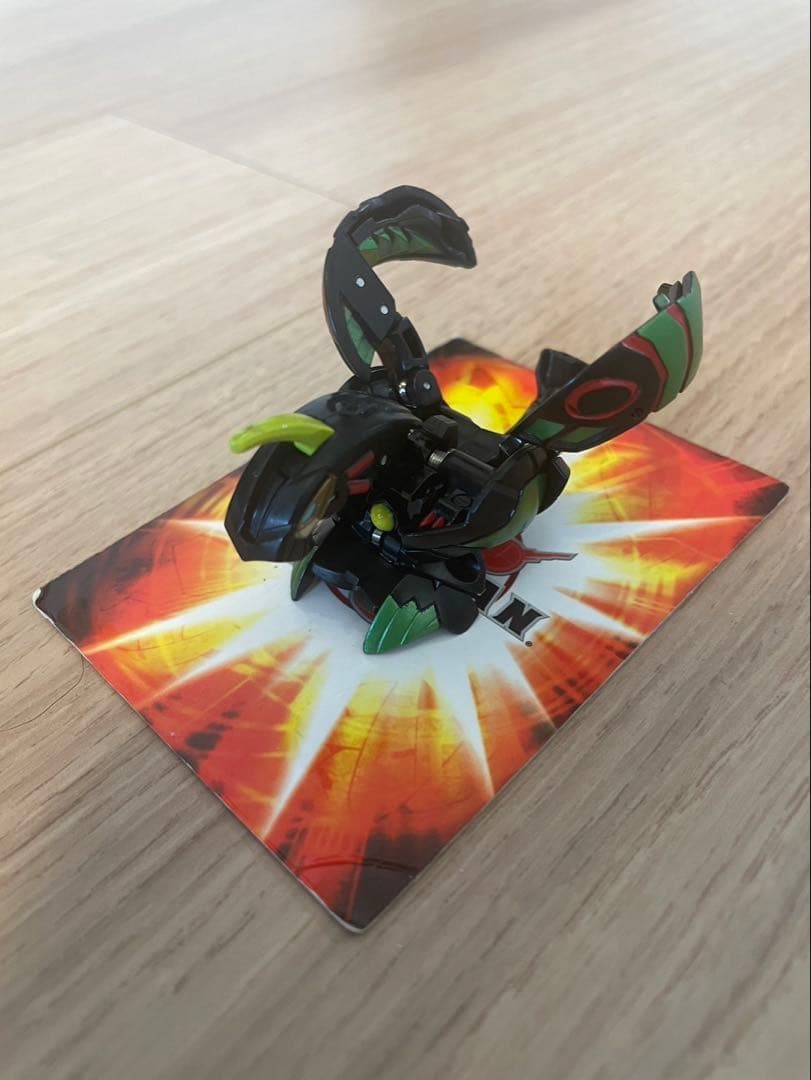 値下げ　【希少品】爆丸　ダークオン・ヘリオスMKⅡ 闇属性　※カードは付きません