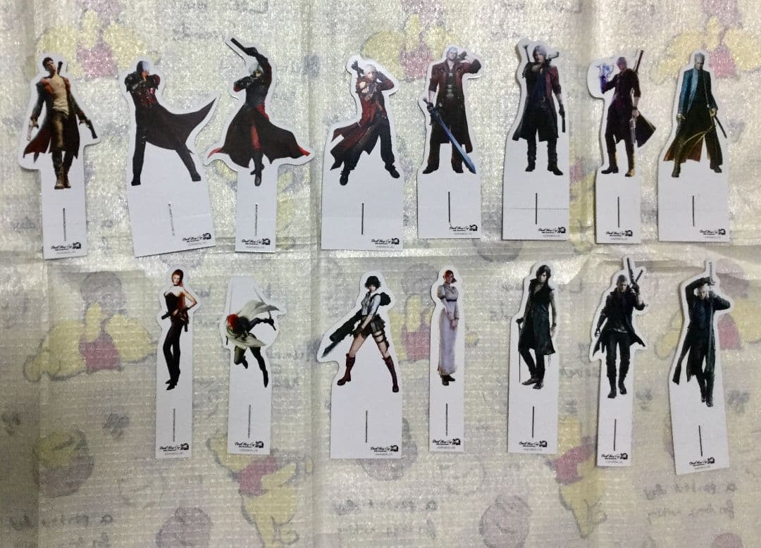 キャラスタンド 15個セット パセラ デビルメイクライ Devil May Cry」シリーズ×パセラ 「Devil May Cry」シリーズ20周年記念