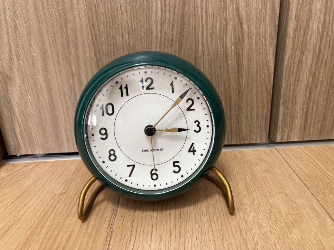 アルネ・ヤコブセン 置時計