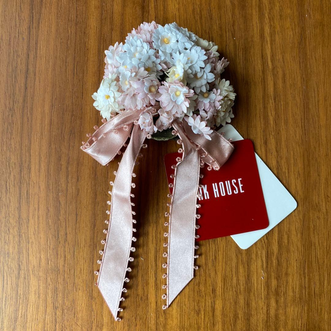 PINK HOUSE ピンクハウス　芝桜の手まりうたコサージュ PINK HOUSE（ピンクハウス）の「Rambling Heartsコサージュ（ブローチ