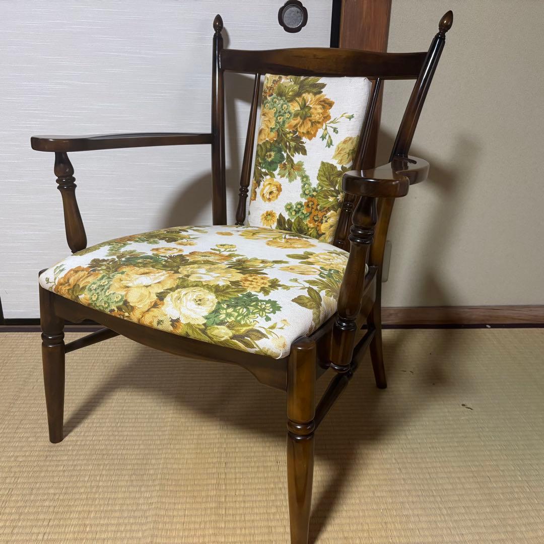 トウキョウサワー　カリモク 椅子 1脚