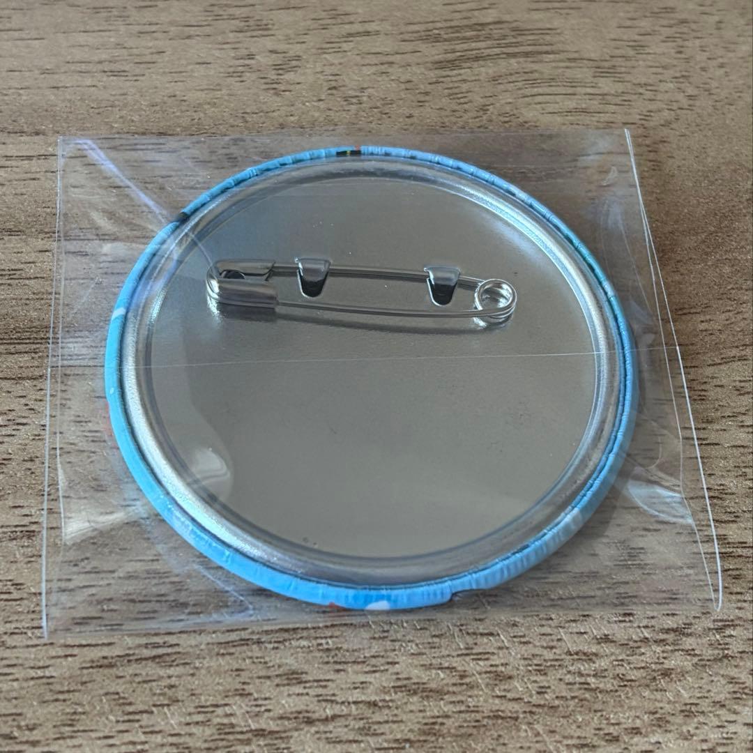 名探偵コナン サンシャイン水族館 2021年 缶バッジ コナン - メルカリ