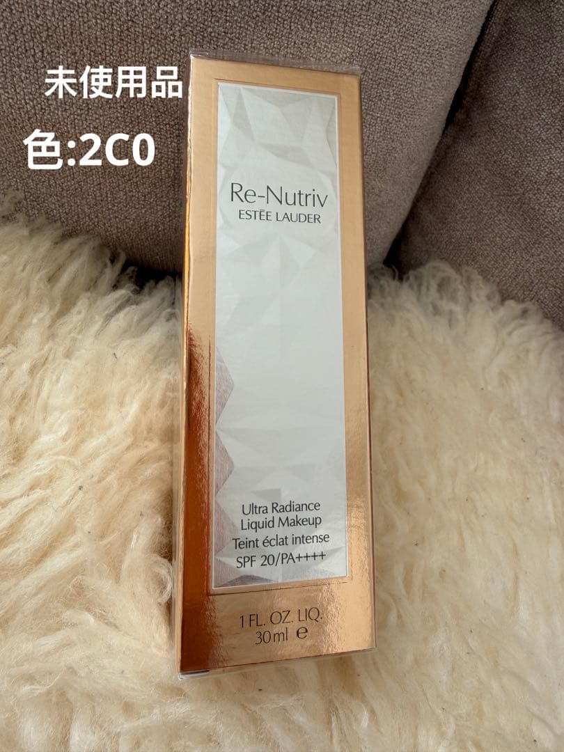 未使用品　Re-Nutriv ESTEE LAUDER ファンデーション
