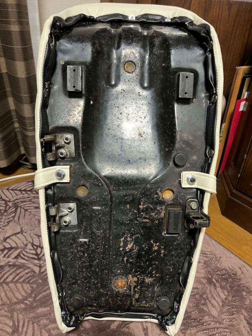 超美品** GS400 川口シート サムズアップ 純正シートベース - メルカリ