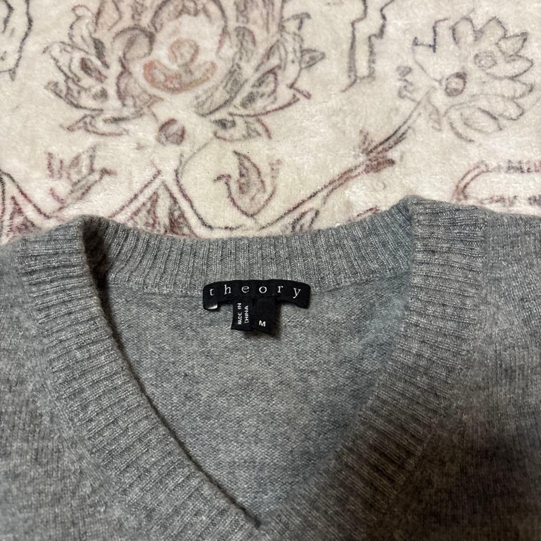 theory グレー Vネック セーター M theory グレー
