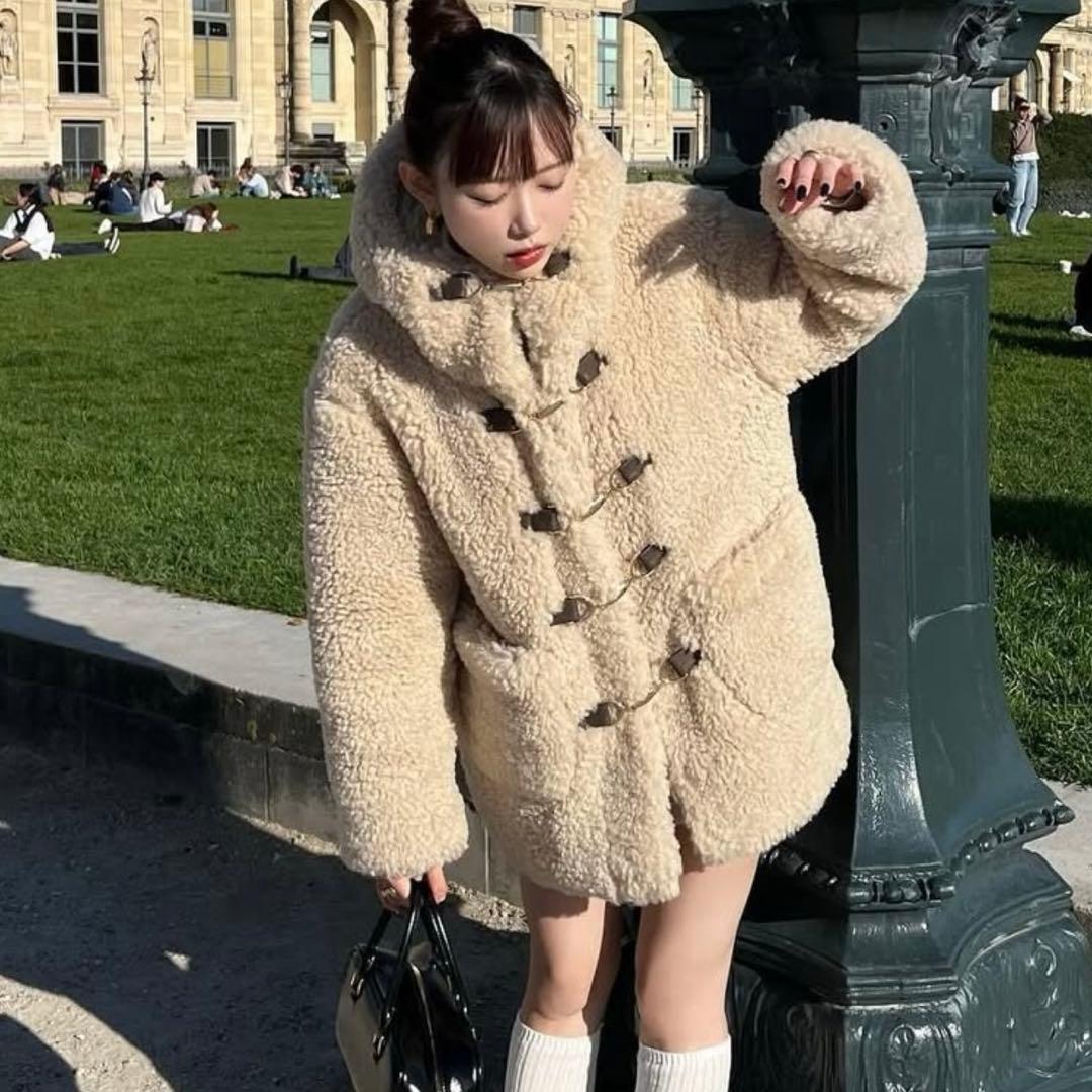 THE TOE TRAFALGAR BOA COAT 今夜限定 - メルカリ