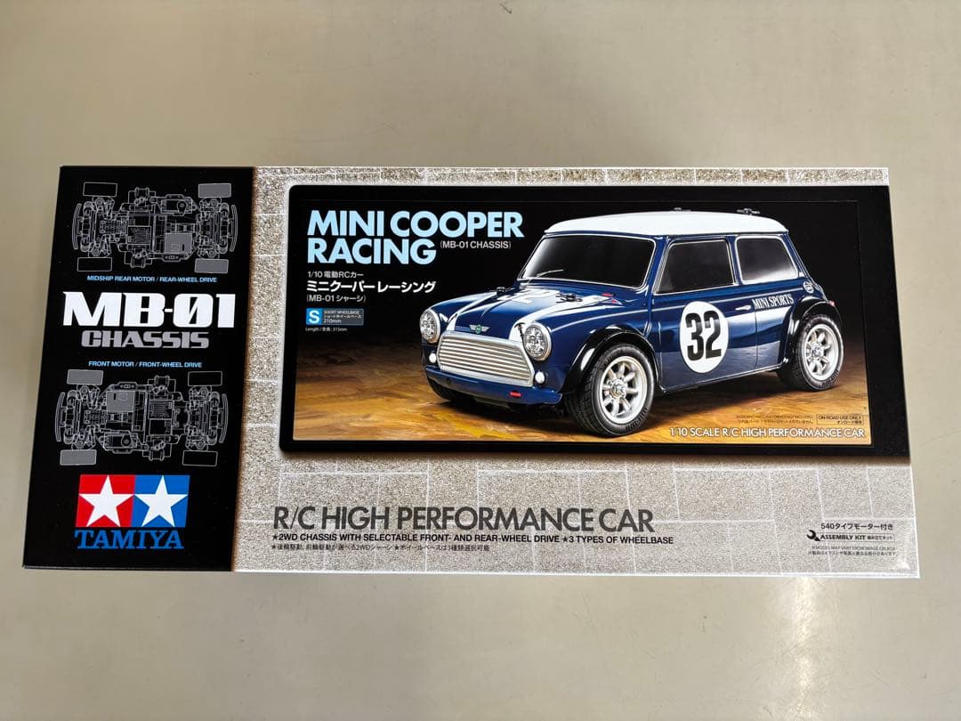 新品・未使用 タミヤ 1/10RC ミニクーパーレーシング (MB-01)