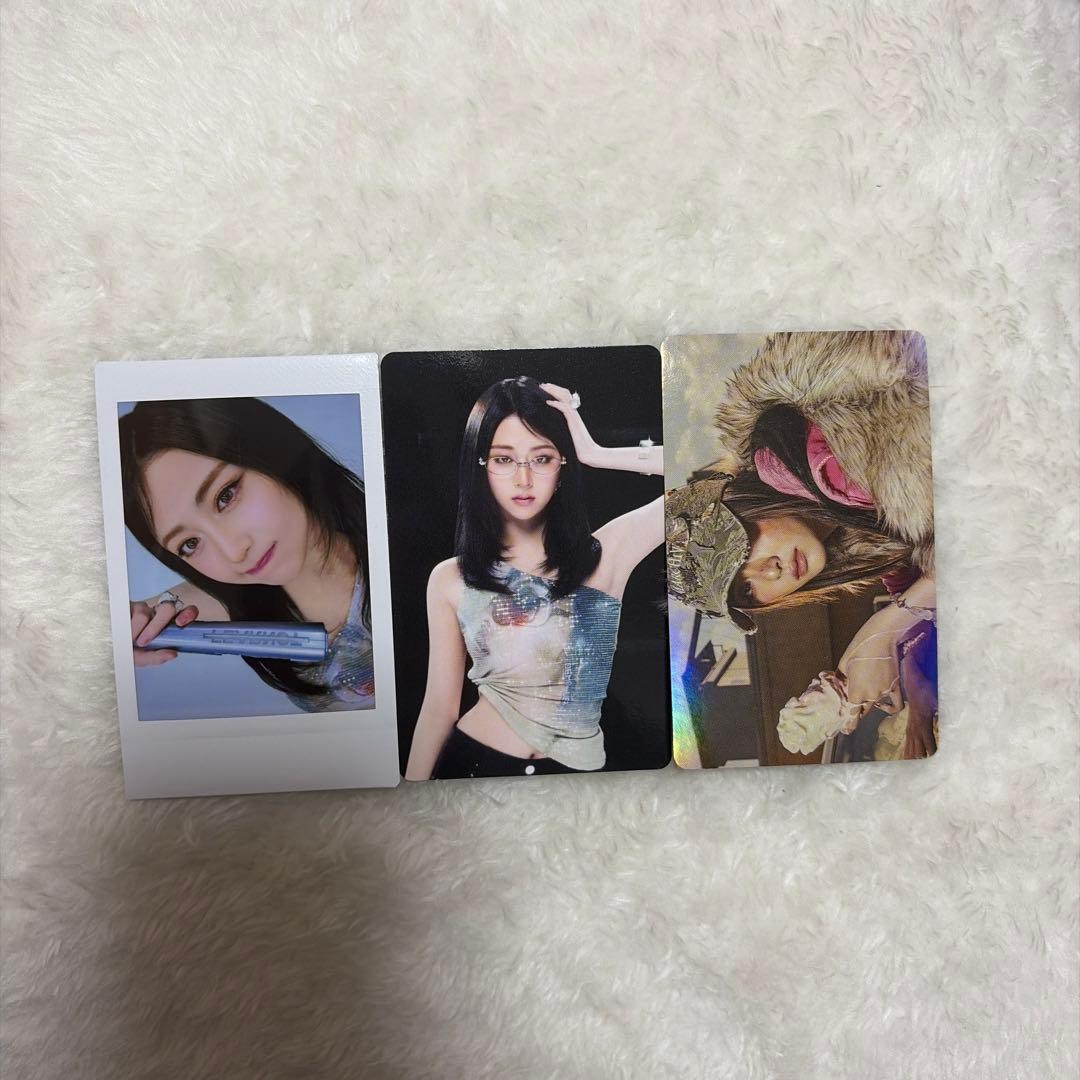 LE SSERAFIM ユンジン トレカ - メルカリ