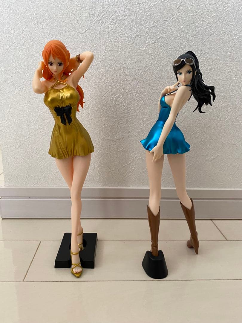 最安値】ワンピース ナミ ロビン グリグラ 2体セット - メルカリ
