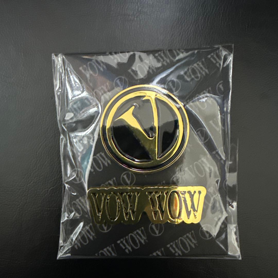 VOW WOW ピンバッジ　ゴールド　シルバー　2個セット