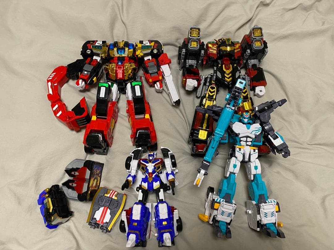 韓国トイ　メタルカードボット　まとめ売り　トランスフォーマー　トボット系