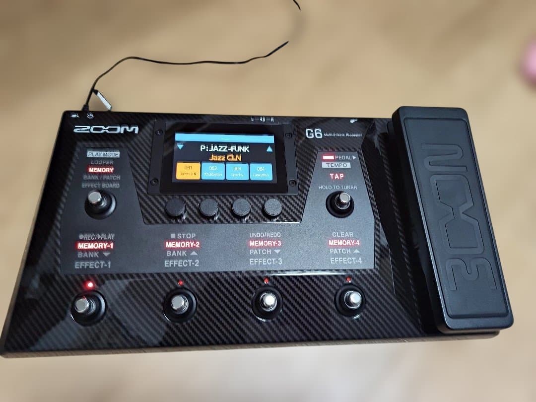 ZOOM G6 ギターエフェクター & キャリーバッグ