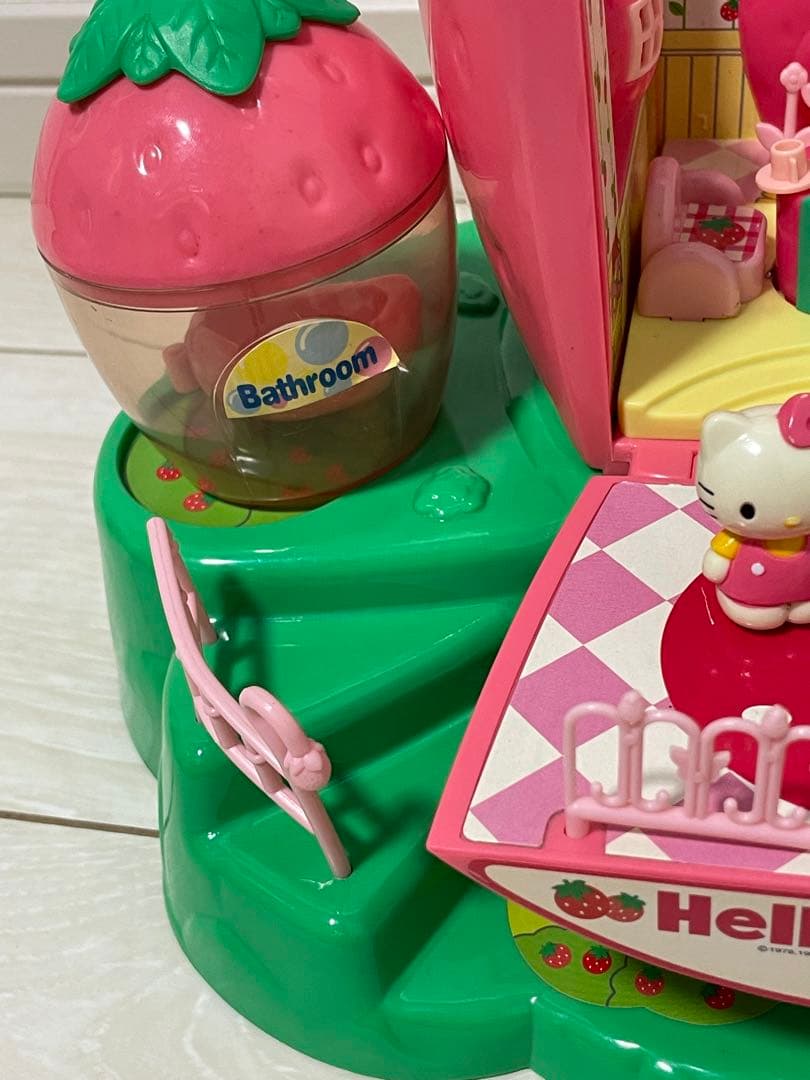サンリオ ふしぎなストロベリーハウス キティちゃん ハローキティ 昭和