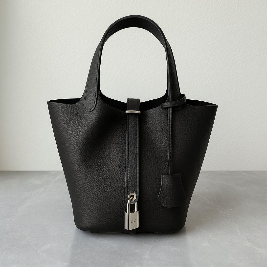 本革 高級 キューブバッグ バケツ型バッグ 黒 ハンドバッグ 高見え pm