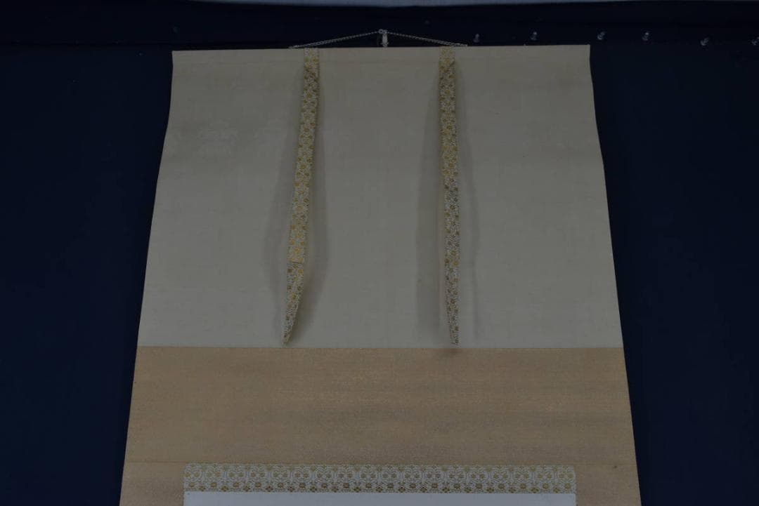 真作】山本朝光/薔薇に蜂図/バラ図/横物/掛軸/名家伝来/Z-872 - メルカリ