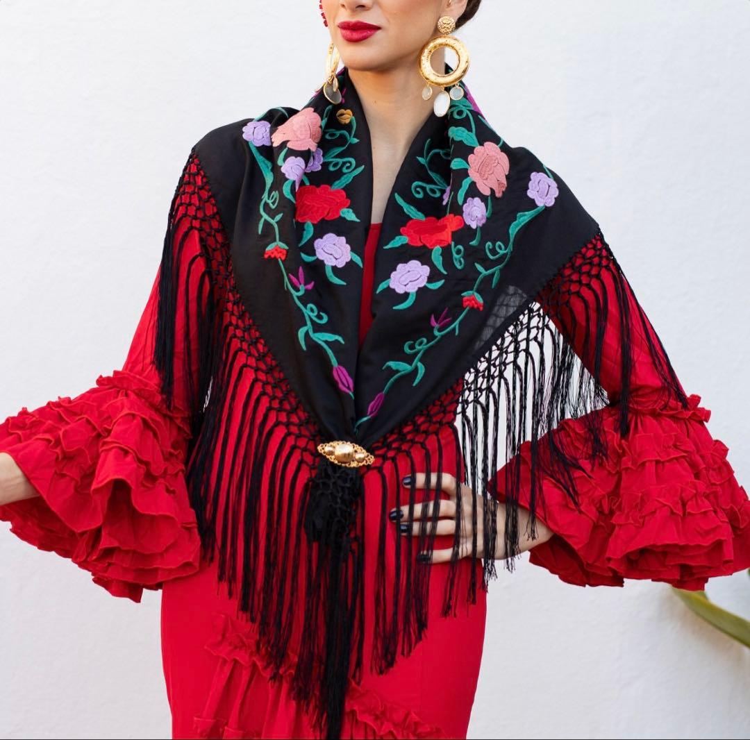 フラメンコ　刺繍シージョ ブラックxマルチカラー花柄刺繍　ブラックフレコ