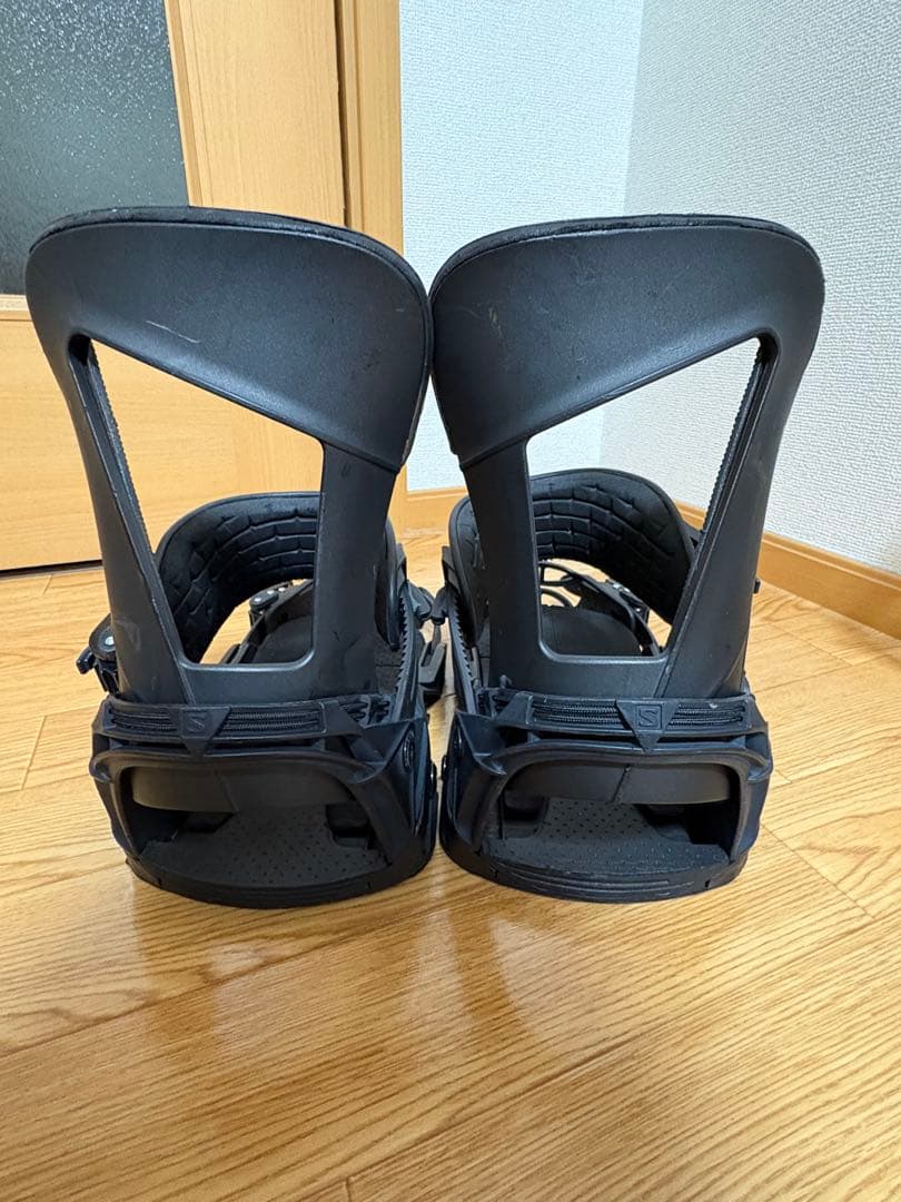 め*る様 サロモン SALOMON HOLOGRAM 22-23