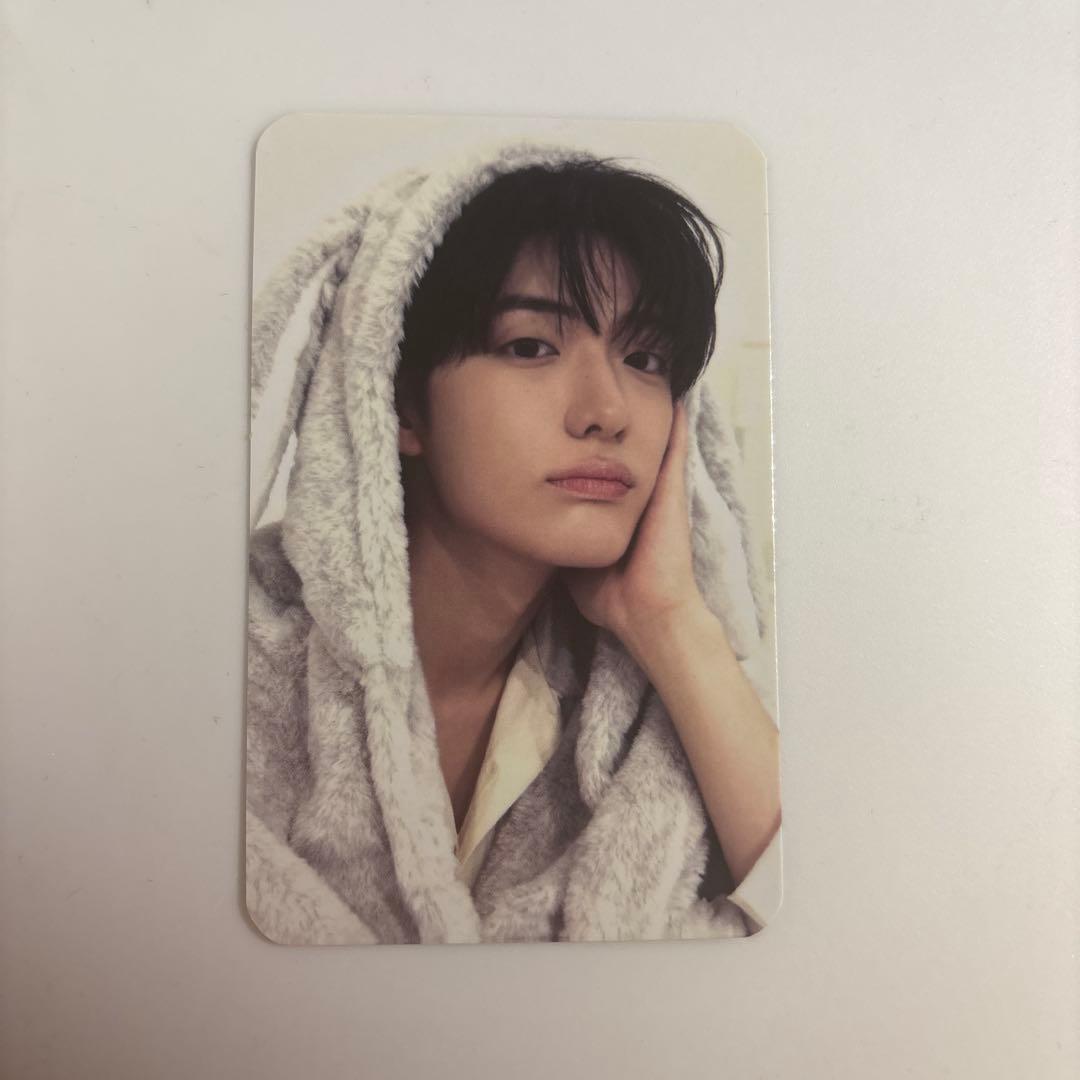 ALD1 サンヒョン うさぎ耳白パーカー トレカ - メルカリ