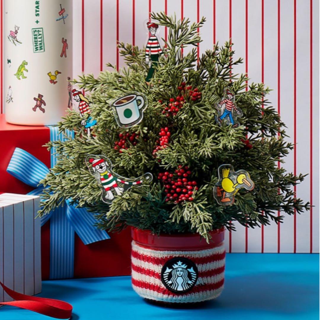 スターバックス　クリスマスツリー