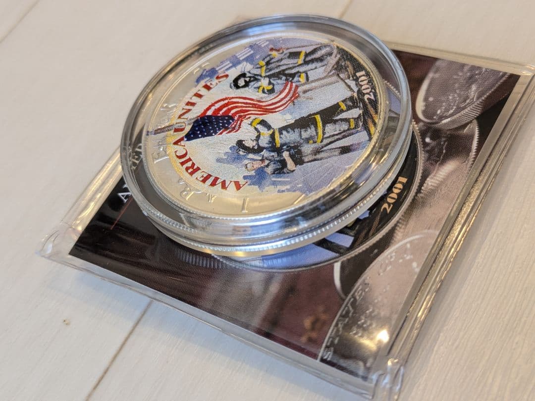 2001年 1オンス アメリカン シルバー イーグルアメリカンヒーローズ銀製 アメリカ ウォーキング リバティ イーグル 1ドル銀貨 1オンス 2001年
