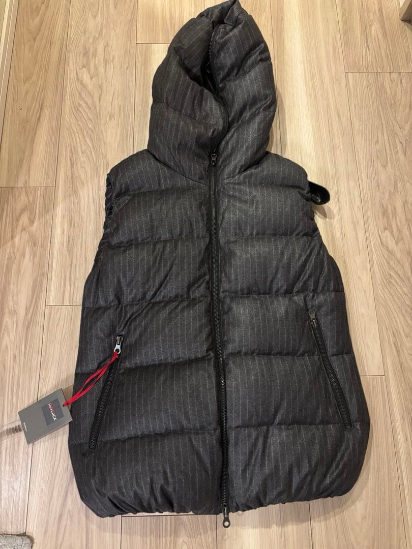 デュベティカ　duvetica ダウンベスト 44 DUVETICA（デュベティカ） ダウンベスト - ベージュ レディース