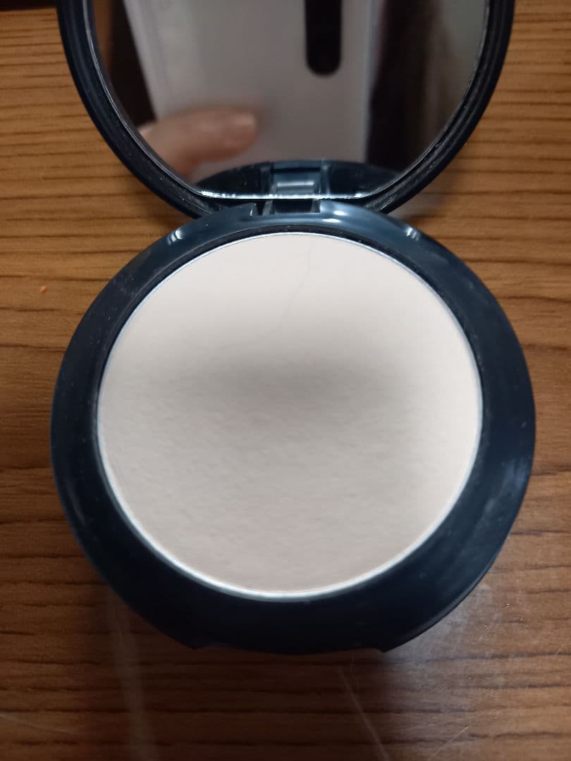 シミしわ取りハクアリードファンデーション リンクルホワイトクリーム