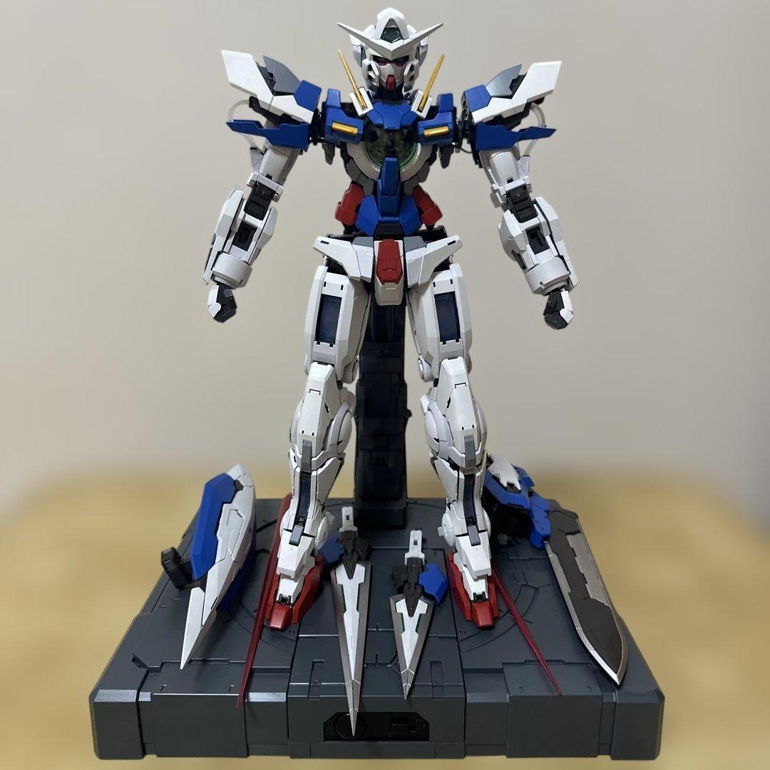 PG ガンダム00 エクシア LIGHTING プラモデル