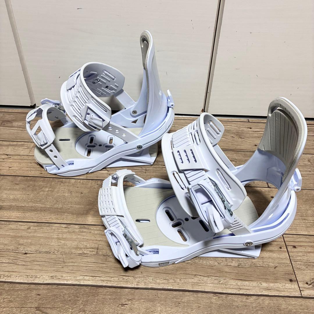 美品 HEADビンディングホワイトレディースS (22.5~25.0cm)