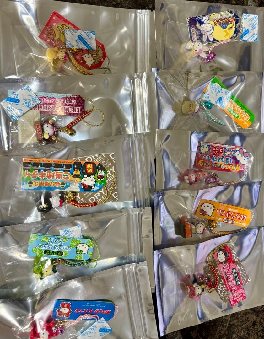 ご当地キティ 根付け 10個セット 新品未使用！