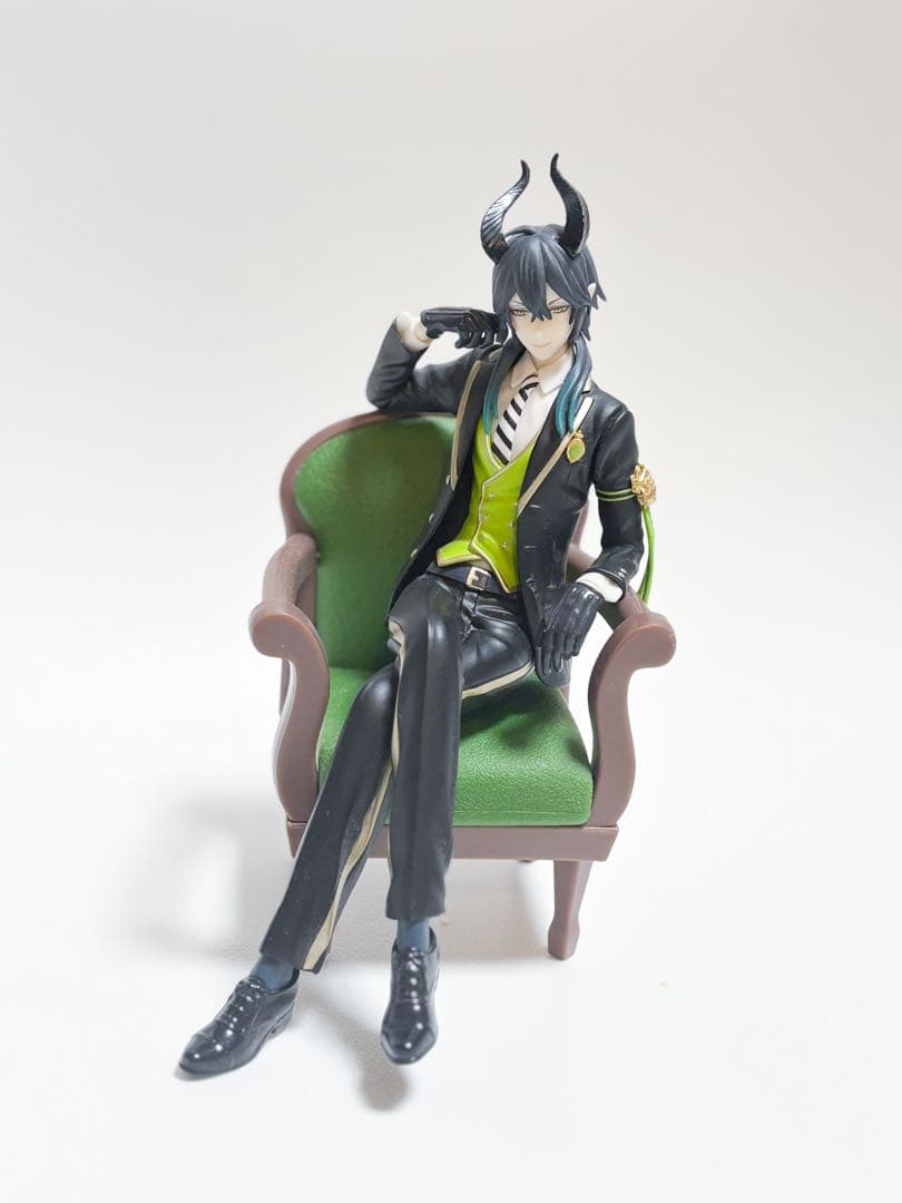 ツイステ プレミアムグレイスシチュエーション フィギュア マレウス