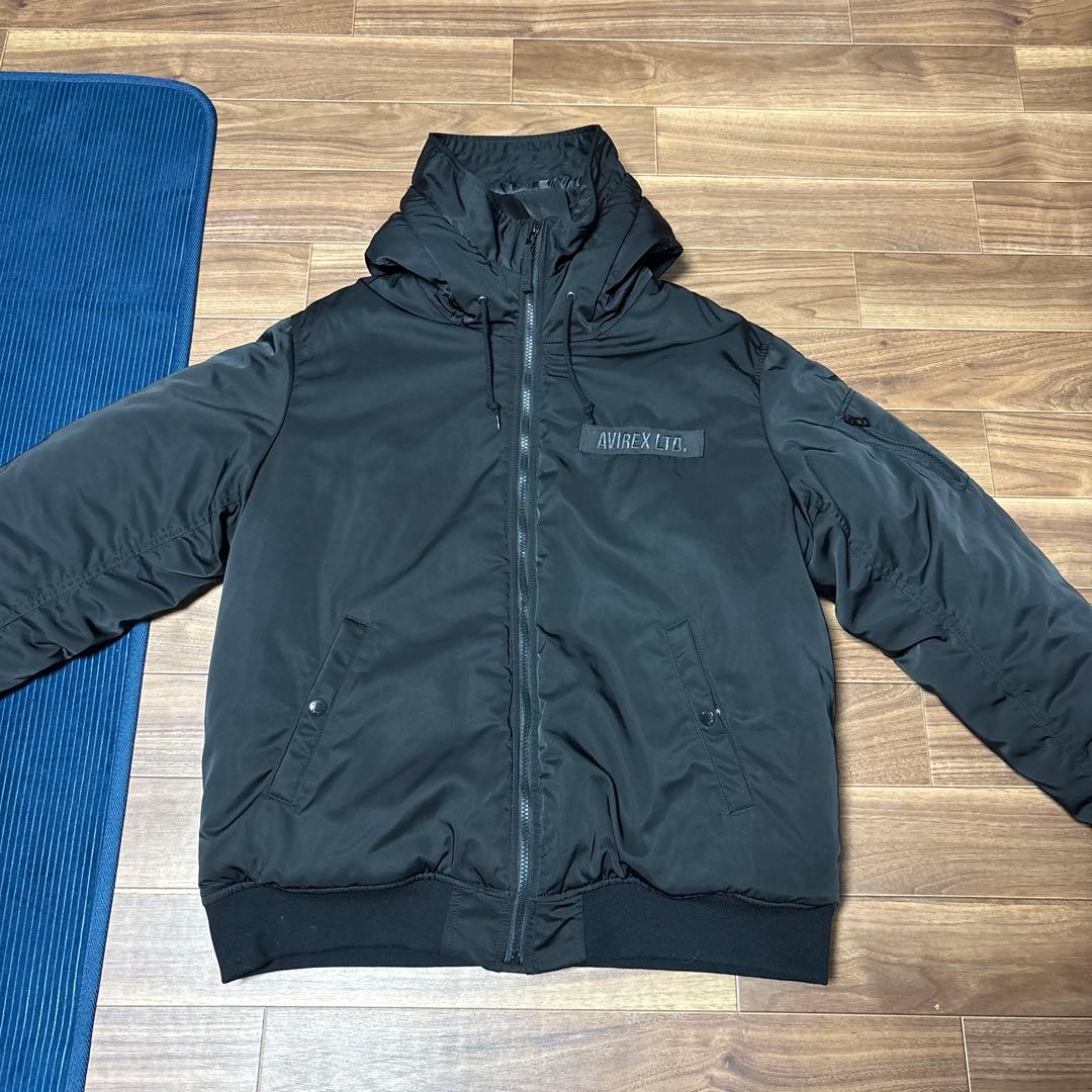 AVIREX フード付きジャケットブラック ブルゾン・ダウン