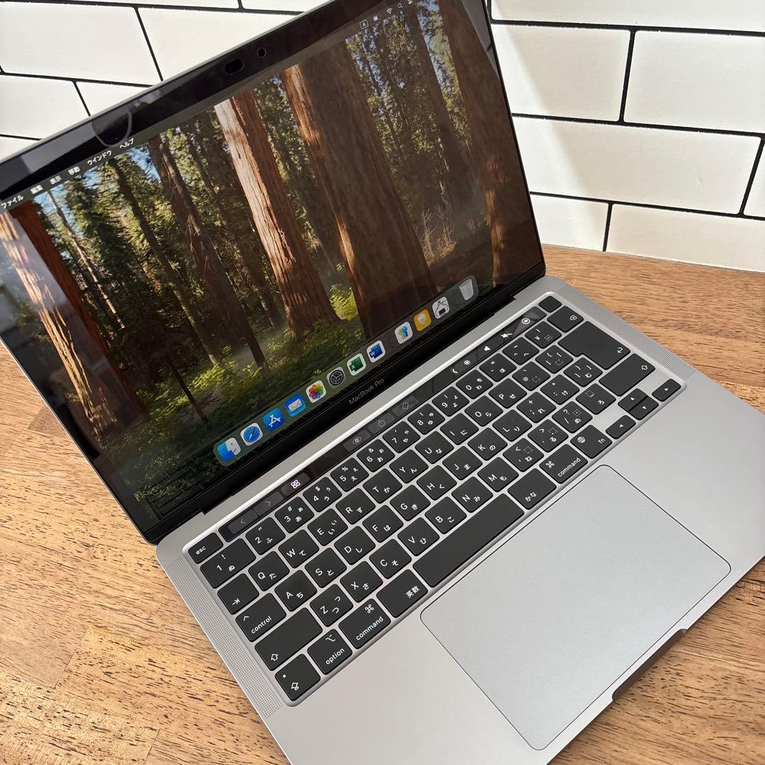 MacBook Pro 13インチ 2022 8GB/256GB Apple MacBook Pro 2022, M2 Chip, 13-inch, 8GB RAM, 256GB, Touch