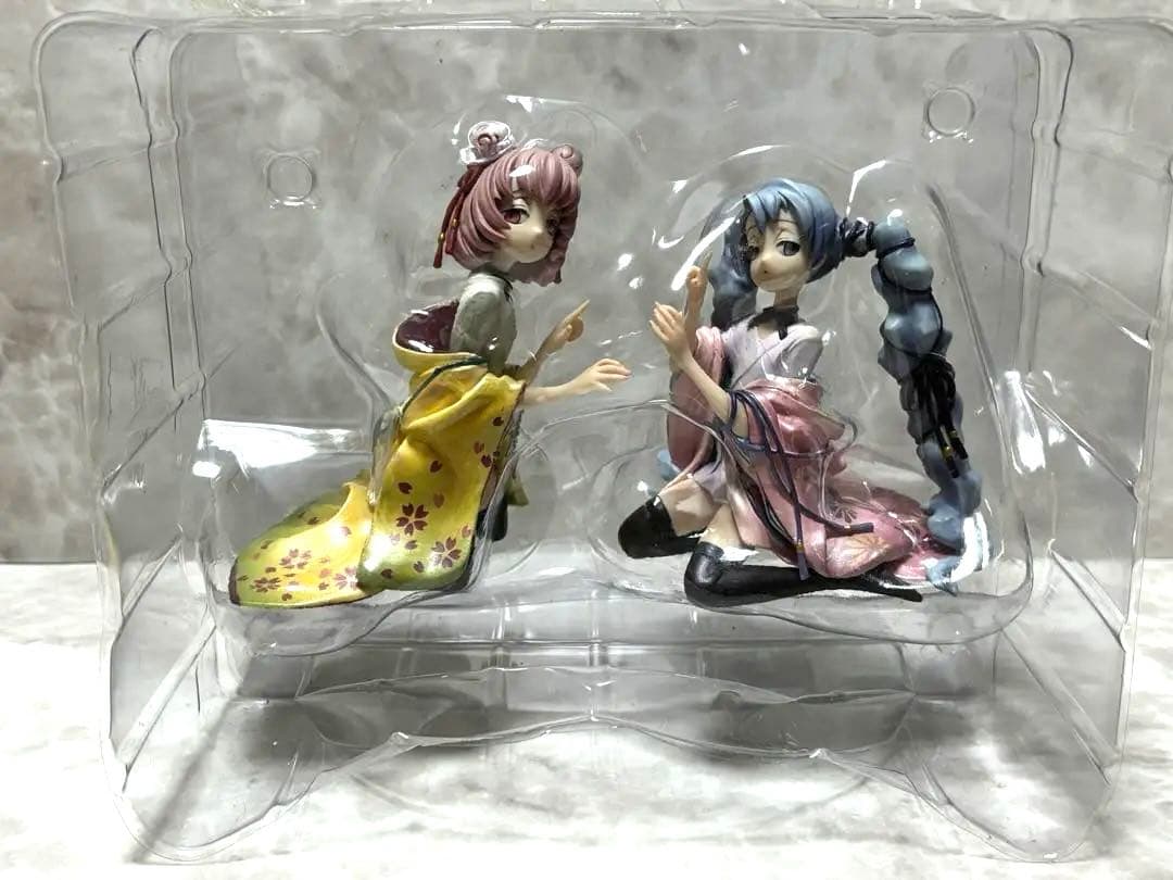 xxxHOLiC マルとモロ フィギュア ホリック CLAMP - メルカリ