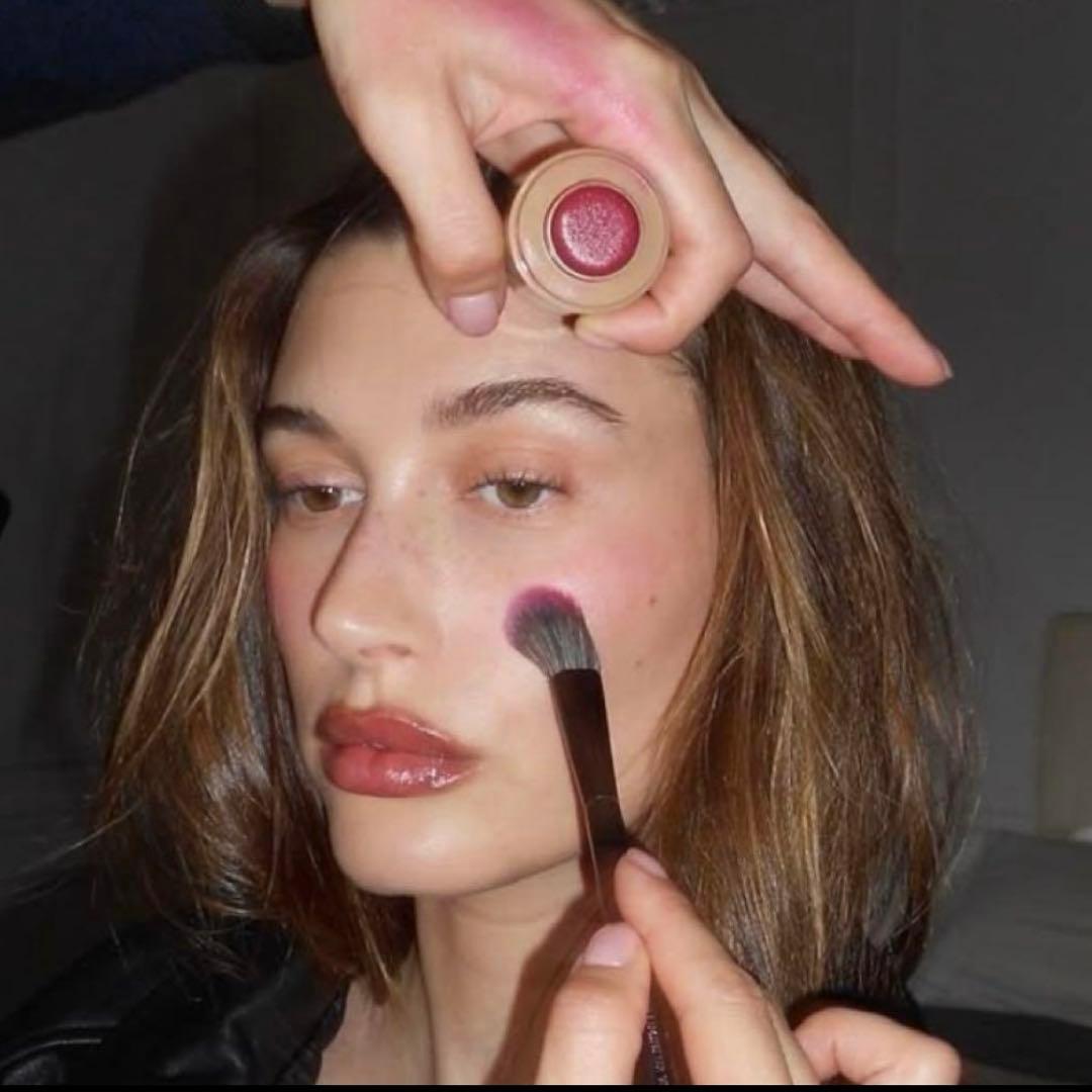 RHODE ヘイリー PLUM ポケット ブラッシュ+PBJリップ ティント