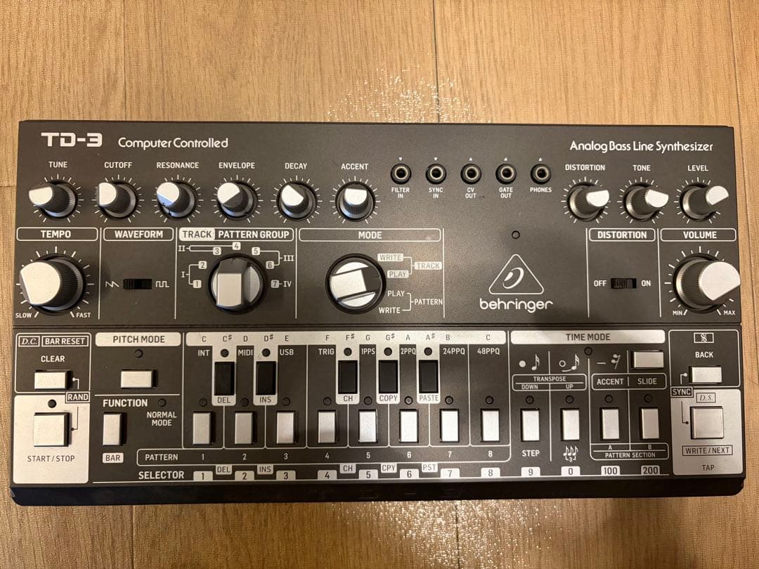 【週末限定】Behringer TD-3 アナログシンセサイザー