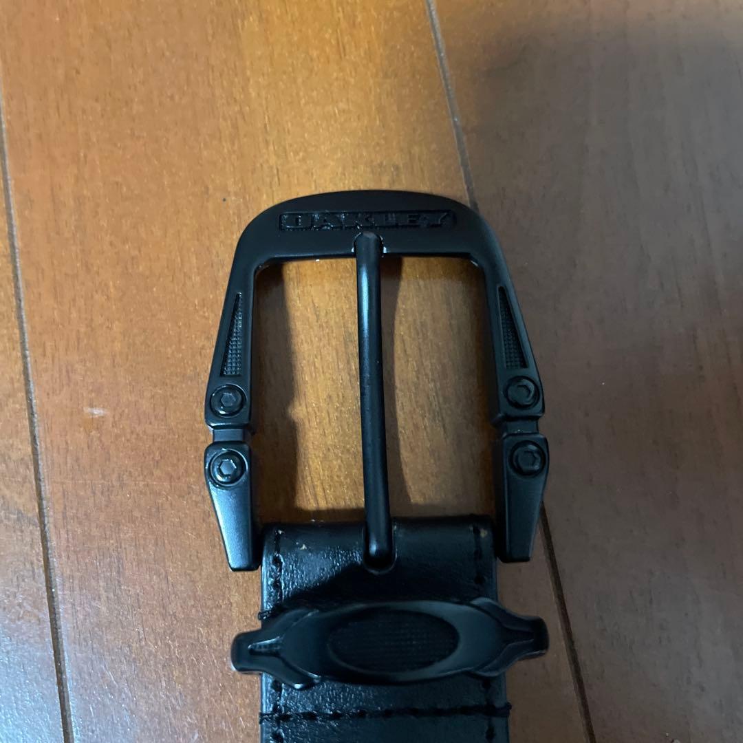 Oakley ブラック 編み込みレザーベルト - メルカリ