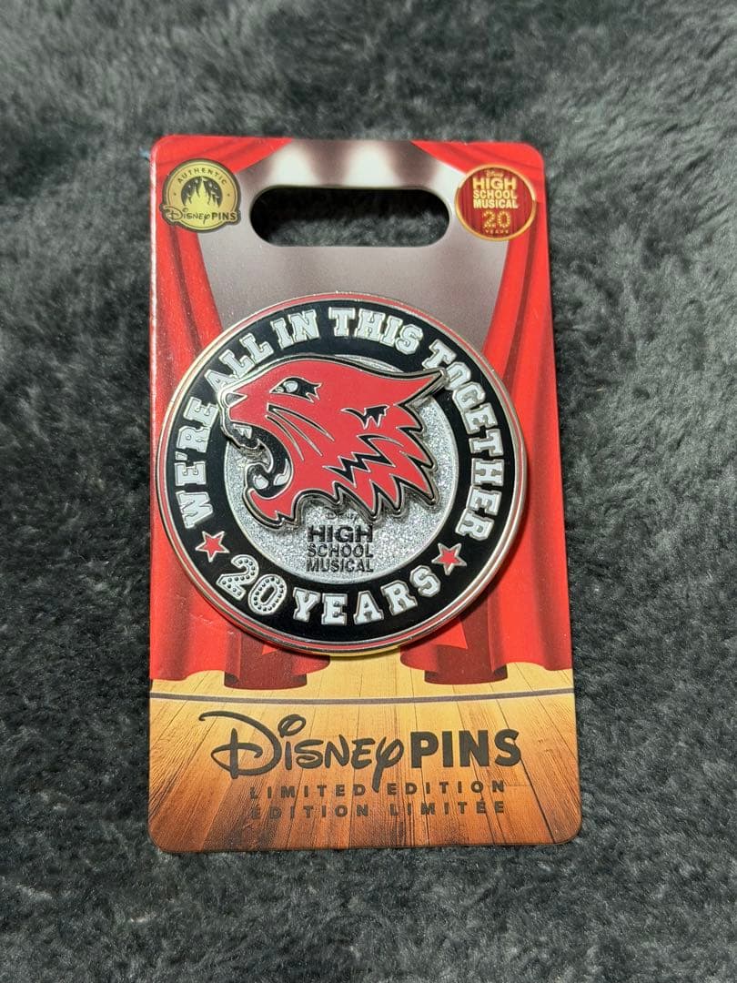 ハイスクールミュージカル 20周年 ピンバッジ - メルカリ